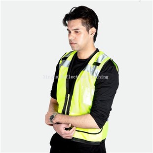 Scritta personalizzata sul giubbotto di sicurezza